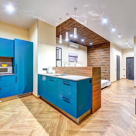 Apartment On The Street. Evgeniya Konovalets, 36B Киев Екстериор снимка